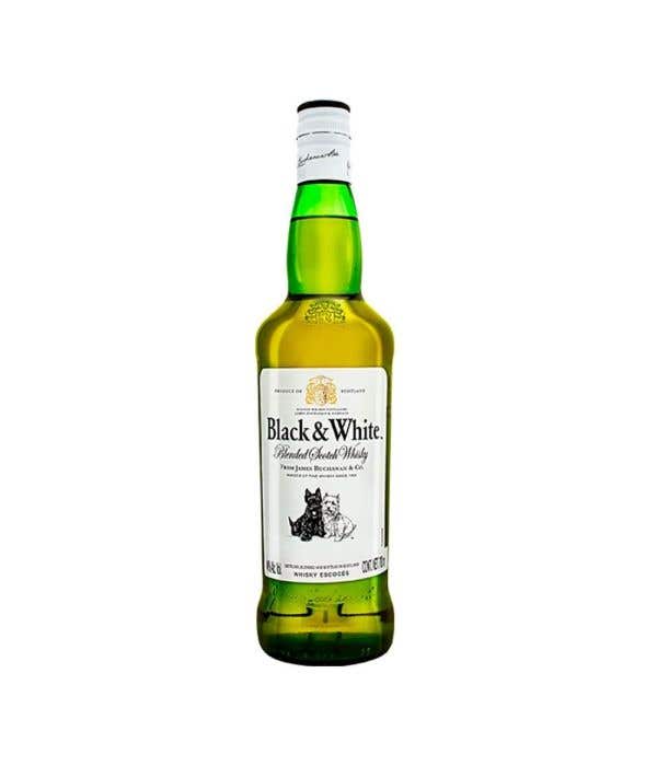 WHISKY BLACK &amp; WHITE 700 ML